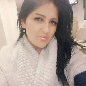 Meet your Posher, Flores